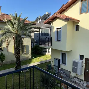 Aparthotel Yali