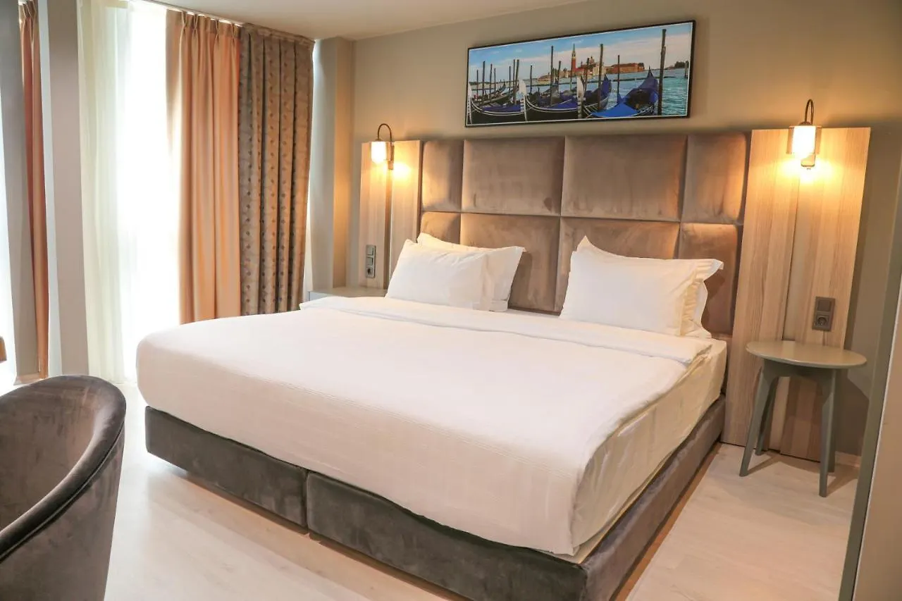 ****  Pasaport Pier Hotel Izmir Turkey